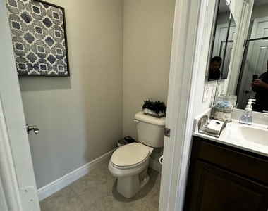 6008 Bella Rosa Lane - Photo Thumbnail 24