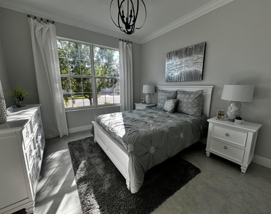 6008 Bella Rosa Lane - Photo Thumbnail 2