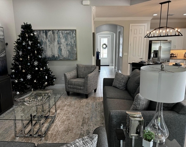 6008 Bella Rosa Lane - Photo Thumbnail 9
