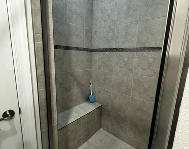 6008 Bella Rosa Lane - Photo Thumbnail 21
