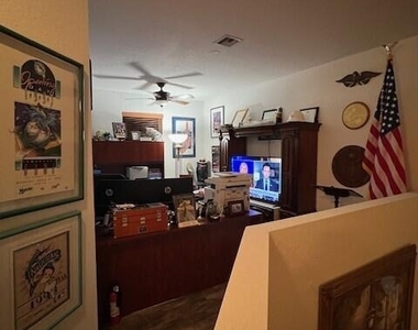 144 Blue Grotto Drive - Photo Thumbnail 18