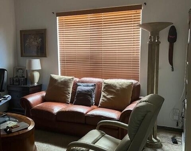 144 Blue Grotto Drive - Photo Thumbnail 13