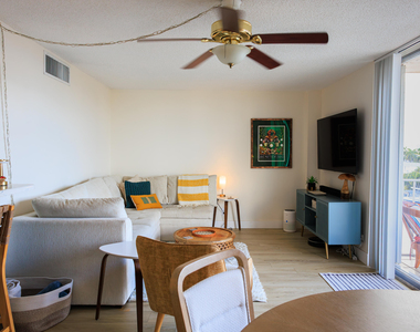 1777 Se 15th Street - Photo Thumbnail 3