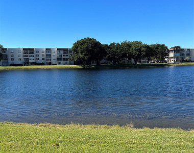 1526 Whitehall Drive - Photo Thumbnail 3