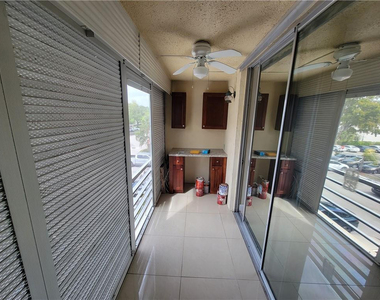 404 Nw 68th Avenue - Photo Thumbnail 8