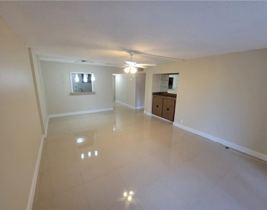 404 Nw 68th Avenue - Photo Thumbnail 2