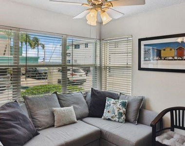 301 Van Buren Street - Photo Thumbnail 3