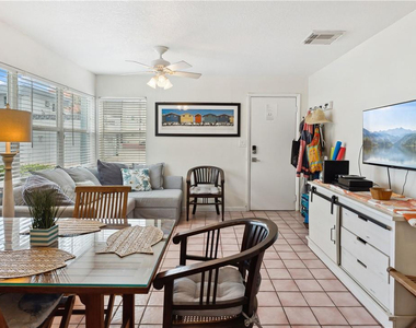 301 Van Buren Street - Photo Thumbnail 5