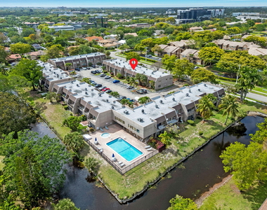 9050 Nw 28th Street - Photo Thumbnail 29