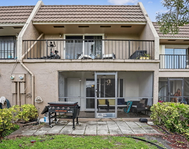 9050 Nw 28th Street - Photo Thumbnail 17