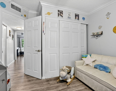 9050 Nw 28th Street - Photo Thumbnail 15