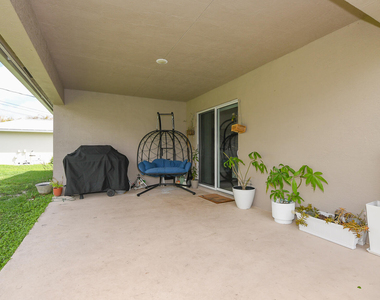 3110 Sw Curcuma Street - Photo Thumbnail 5