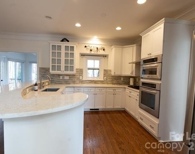 3407 Fawn Hill Road - Photo Thumbnail 3