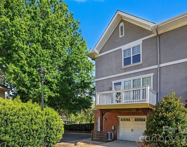 841 W 4th Street - Photo Thumbnail 14