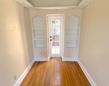 223 1/2 S Gale Drive - Photo Thumbnail 20