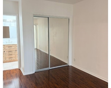 15344 Weddington Street - Photo Thumbnail 15