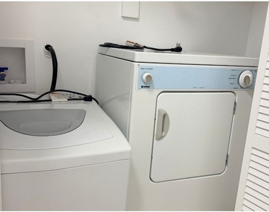 15344 Weddington Street - Photo Thumbnail 23