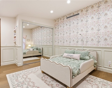 22300 Philiprimm - Photo Thumbnail 22