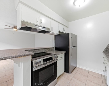 912 Gladys Ave. - Photo Thumbnail 1