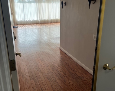 32653 Seagate Drive - Photo Thumbnail 2
