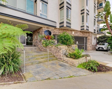 935 Genter Street - Photo Thumbnail 19