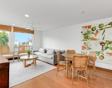 935 Genter Street - Photo Thumbnail 1