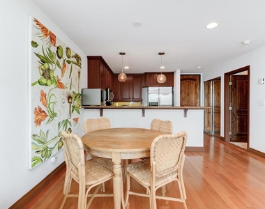 935 Genter Street - Photo Thumbnail 9