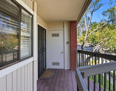 3241 Shadow Park Place - Photo Thumbnail 2