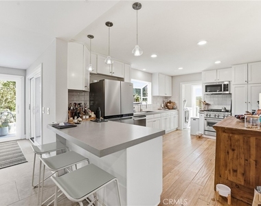 3078 Zell - Photo Thumbnail 16