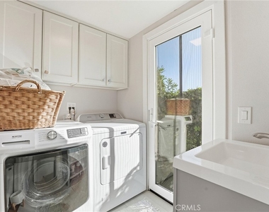 3078 Zell - Photo Thumbnail 19