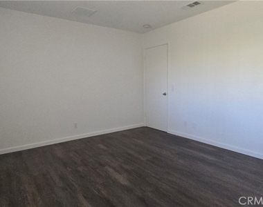 68277 Grandview - Photo Thumbnail 25
