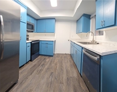 68277 Grandview - Photo Thumbnail 9