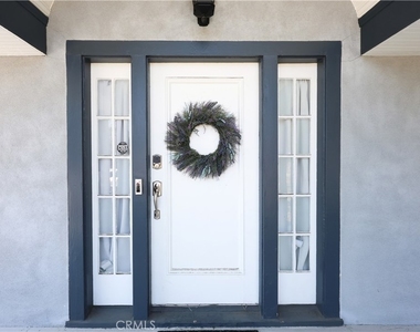821 N Atlantic - Photo Thumbnail 4