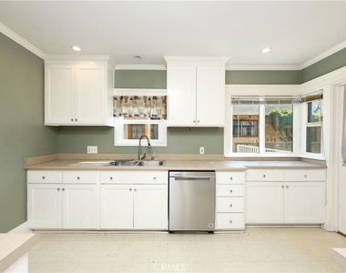 821 N Atlantic - Photo Thumbnail 10