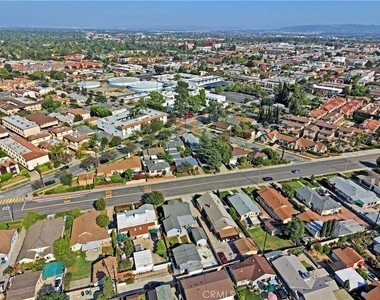 821 N Atlantic - Photo Thumbnail 24