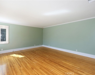 821 N Atlantic - Photo Thumbnail 15