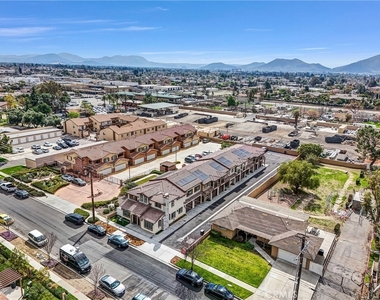 16385 Valencia Avenue - Photo Thumbnail 30