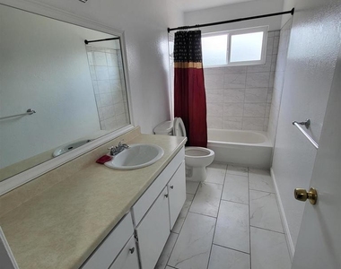4001 Mozart Dr - Photo Thumbnail 6