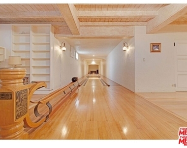 725 N Foothill Road - Photo Thumbnail 39
