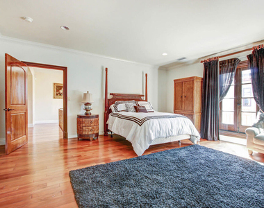 725 N Foothill Road - Photo Thumbnail 27