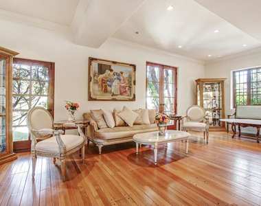 725 N Foothill Road - Photo Thumbnail 14