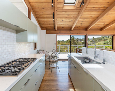 28873 Boniface Drive - Photo Thumbnail 8