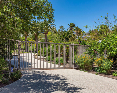 28873 Boniface Drive - Photo Thumbnail 2