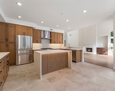 18500 Saint Moritz Drive - Photo Thumbnail 14