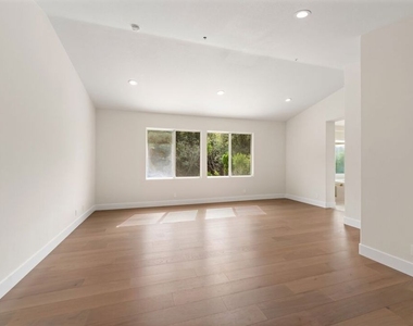 18500 Saint Moritz Drive - Photo Thumbnail 43