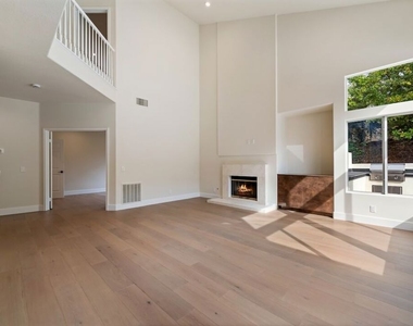 18500 Saint Moritz Drive - Photo Thumbnail 20