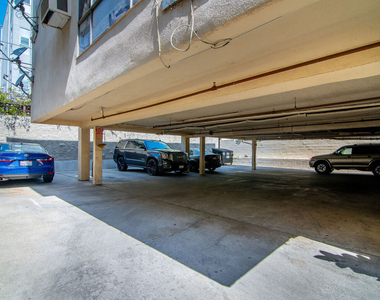 333 S Serrano Avenue - Photo Thumbnail 10