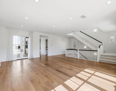 13079 Bluff Creek Drive - Photo Thumbnail 11