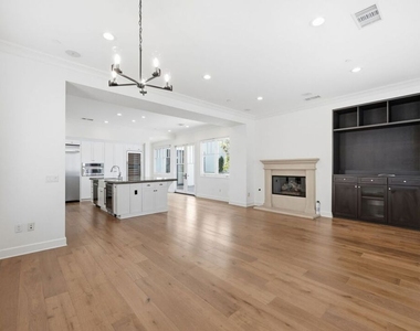 13079 Bluff Creek Drive - Photo Thumbnail 16