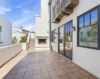 13079 Bluff Creek Drive - Photo Thumbnail 12